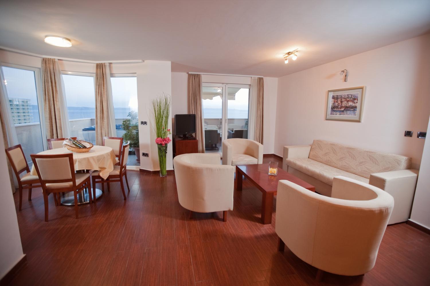 Apartments Agava Makarska Buitenkant foto
