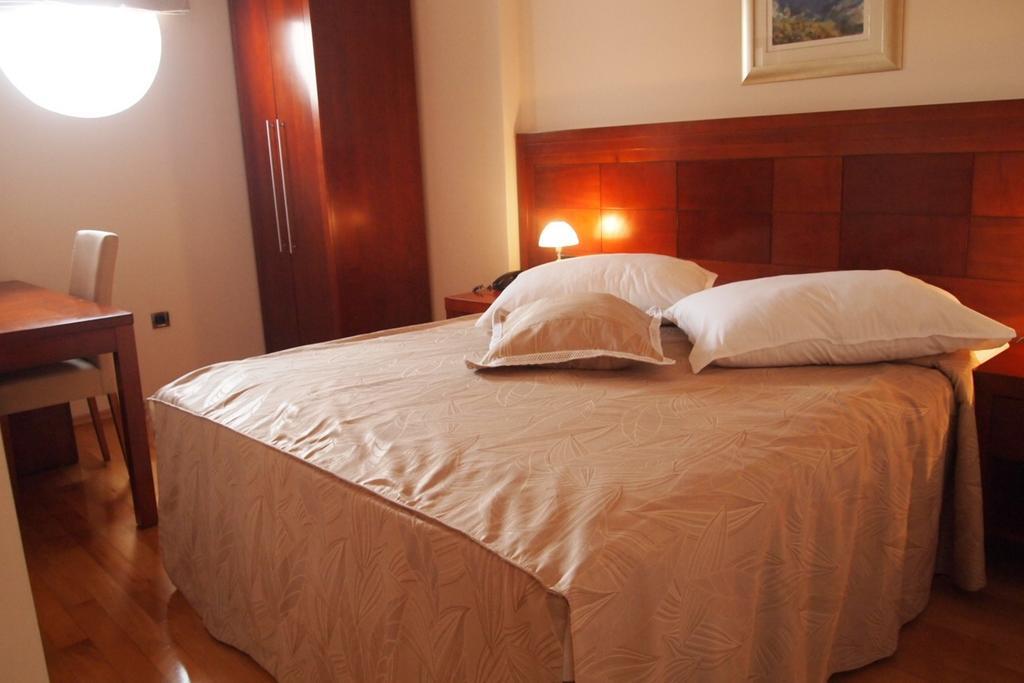 Apartments Agava Makarska Buitenkant foto