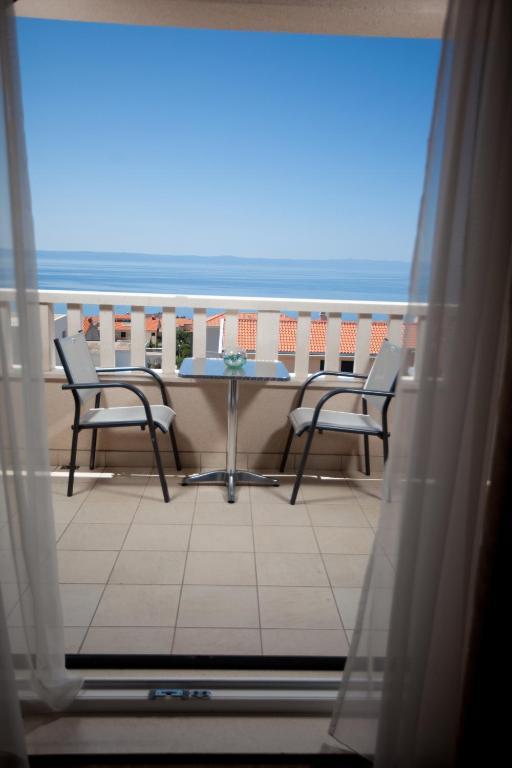 Apartments Agava Makarska Buitenkant foto